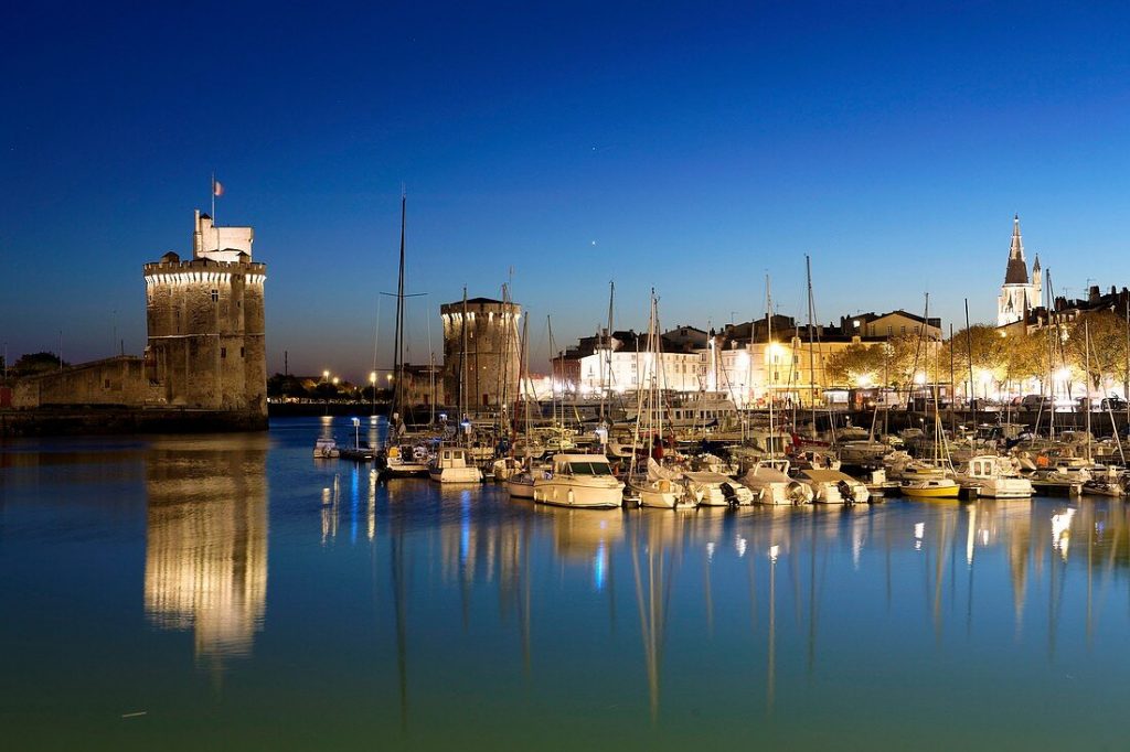 Rencontres en Charente-Maritime (17) :Rencontres en Charente-Maritime panorama du Vieux-Port de La Rochelle et du littoral Atlantique