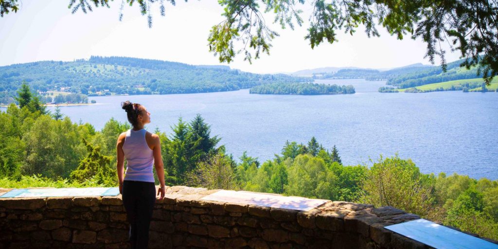 Rencontres en Creuse (23) paysage naturel autour du lac de Vassivière