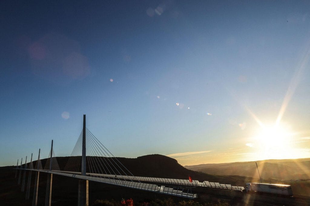 Rencontres en Aveyron (12) près de chez vous - vue du viaduc de Millau