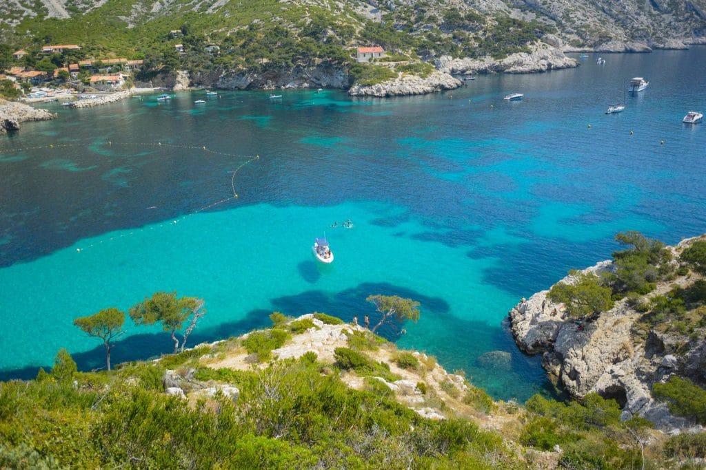 Rencontres dans les Bouches-du-Rhône (13) pour une relation sincère Calanques de Marseille dans les Bouches-du-Rhône (13) en Provence-Alpes-Côte d’Azur