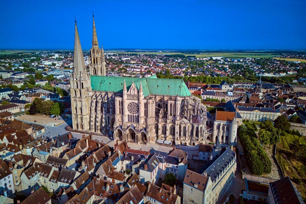 Rencontres en Eure-et-Loir (28) – Rencontrez des célibataires près de chez vous Chartres cathédrale Notre-Dame rencontres en Eure-et-Loir 28